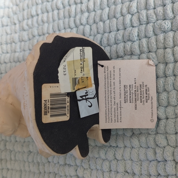 AUSTIN SCULPTURE | Vintage Mother's Day Collectible - Picture 4 of 12